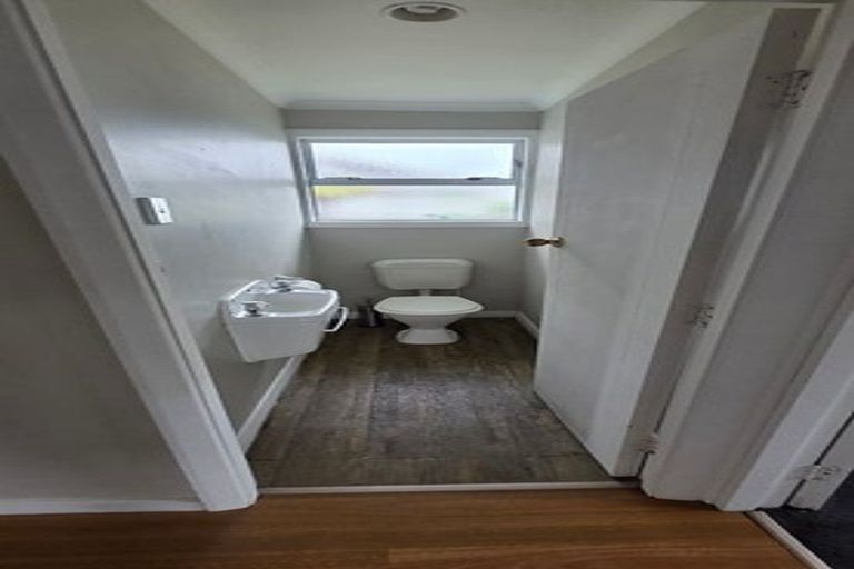 Photo of property in 1/86 Suva Street, Upper Riccarton, Christchurch, 8041