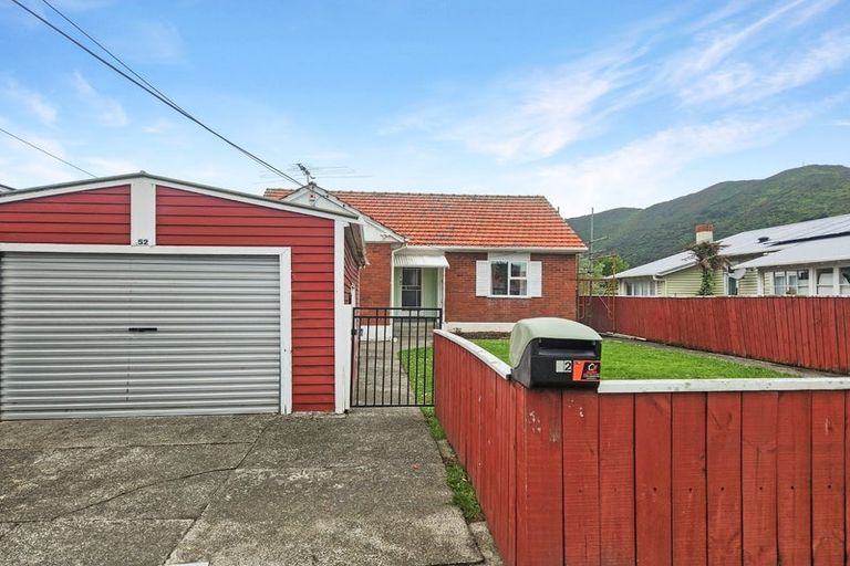 Photo of property in 52 Bell Road, Waiwhetu, Lower Hutt, 5010
