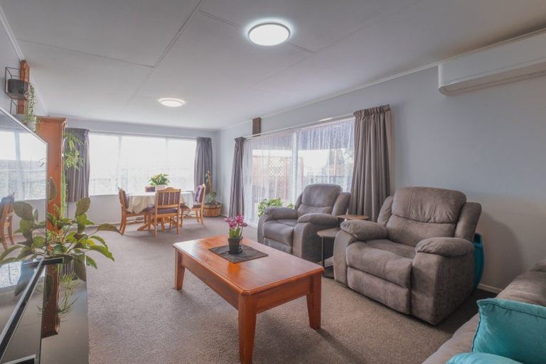 Photo of property in 7 Trimble Place, Bell Block, New Plymouth, 4312