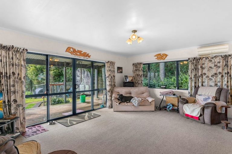 Photo of property in 627 Helmsdale Road, Waipu, 0582