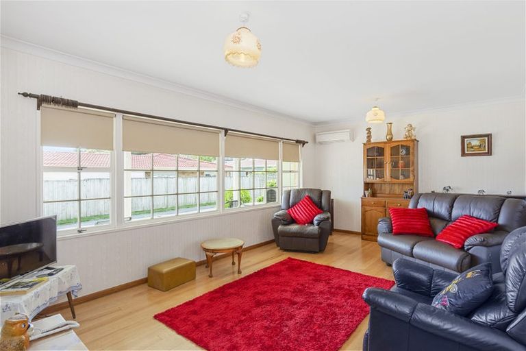 Photo of property in 1/500 Devonport Road, Tauranga South, Tauranga, 3112