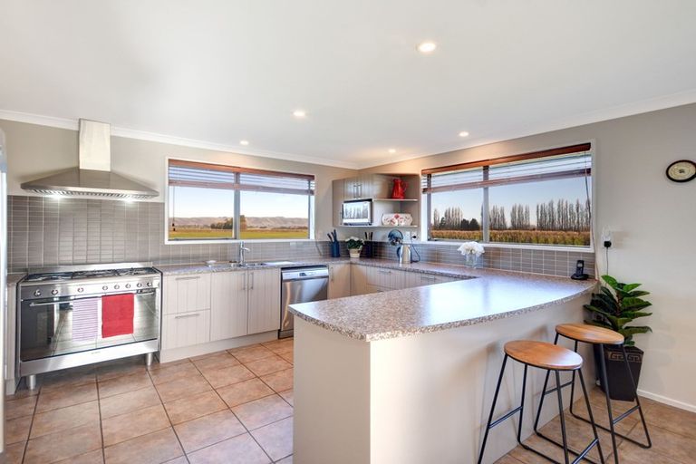 Photo of property in 35 Huntly Road, Outram, 9073