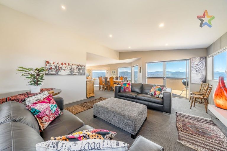 Photo of property in 93 Cypress Drive, Maungaraki, Lower Hutt, 5010