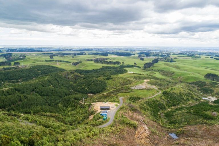 Photo of property in 323 Ngahere Park Road, Turitea, Palmerston North, 4472