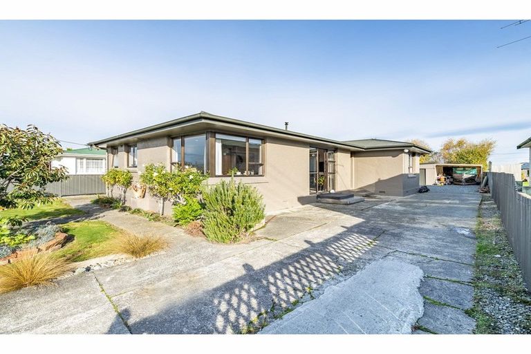 Photo of property in 8 Mackenzie Street, Winton, 9720