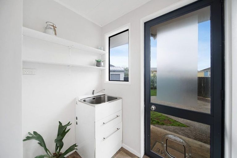 Photo of property in 4a Edinburgh Street, Tuakau, 2121