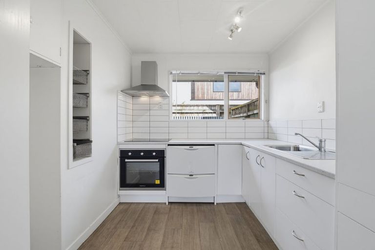 Photo of property in 1/146 Victoria Avenue, Hokowhitu, Palmerston North, 4410