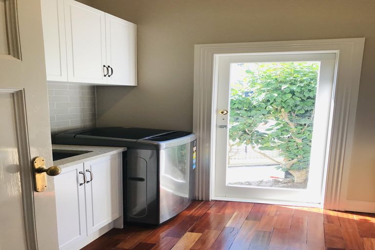 Photo of property in 18 Charlton Avenue, Mount Eden, Auckland, 1024