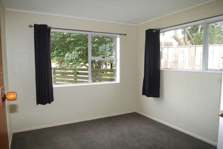 Photo of property in 43 Arawhata Road, Paraparaumu, 5032