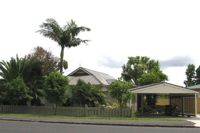 Photo of property in 15c Mead Street, Avondale, Auckland, 1026