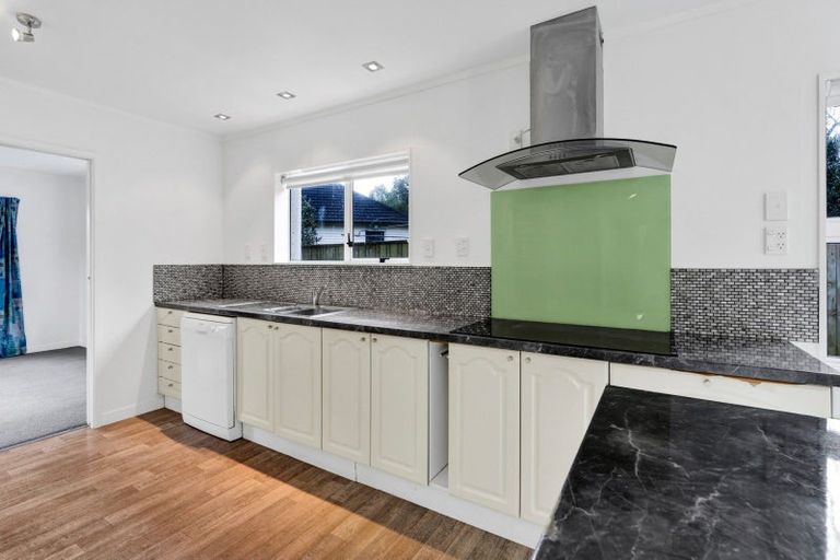 Photo of property in 10b Camden Street, Vogeltown, New Plymouth, 4310