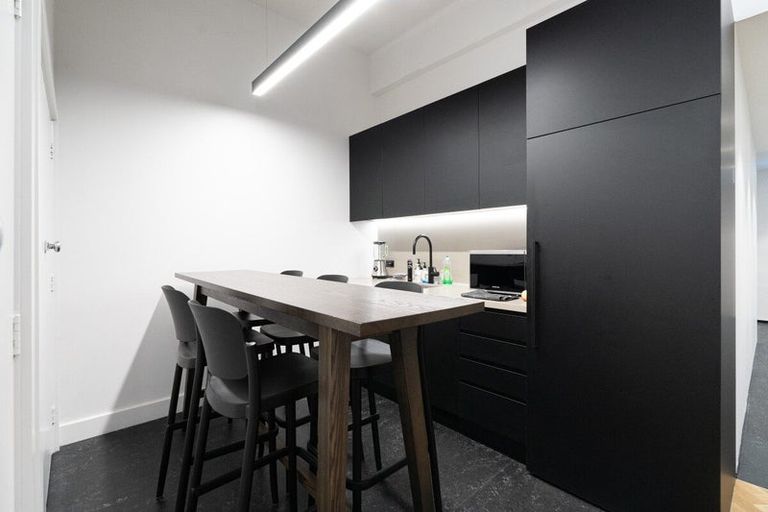 Photo of property in 187 Queen Street, Pukekohe, 2120