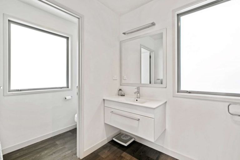 Photo of property in 15 Coutts Street, Papamoa Beach, Papamoa, 3118