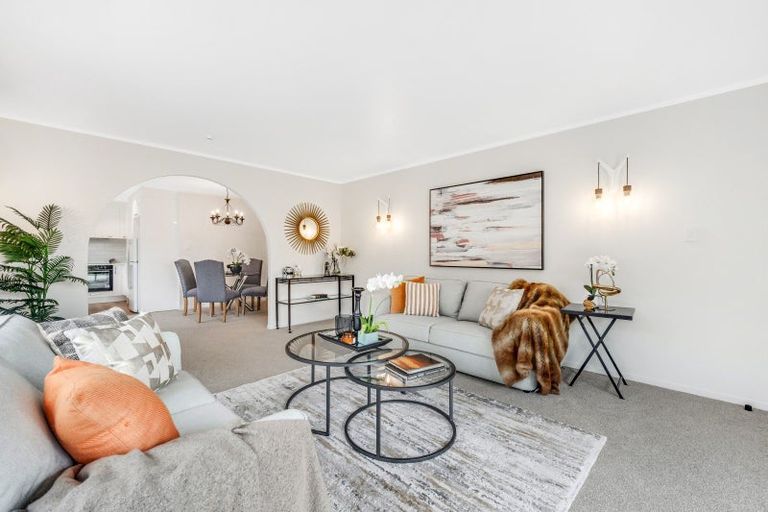 Photo of property in 2/29 Rapallo Place, Farm Cove, Auckland, 2012