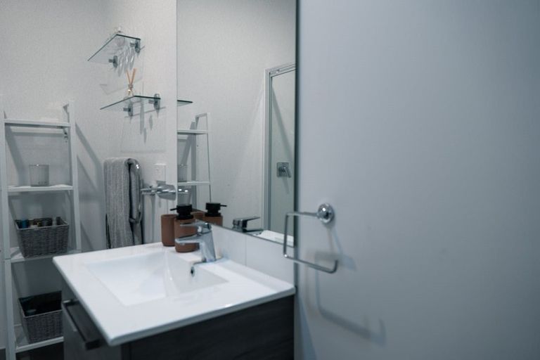 Photo of property in 6 Contact Lane, Hobsonville, Auckland, 0616