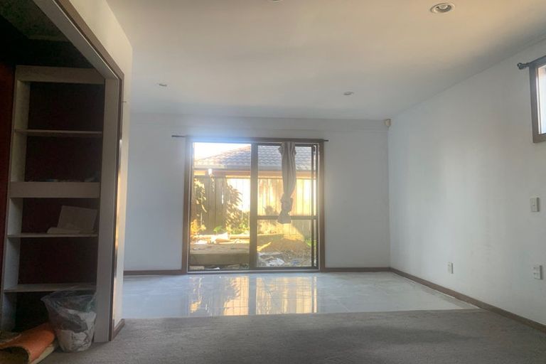 Photo of property in 5/46 Seabrook Avenue, New Lynn, Auckland, 0600