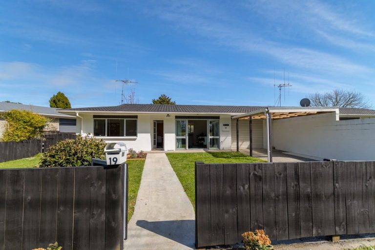 Photo of property in 19 Carlyle Street, Leamington, Cambridge, 3432