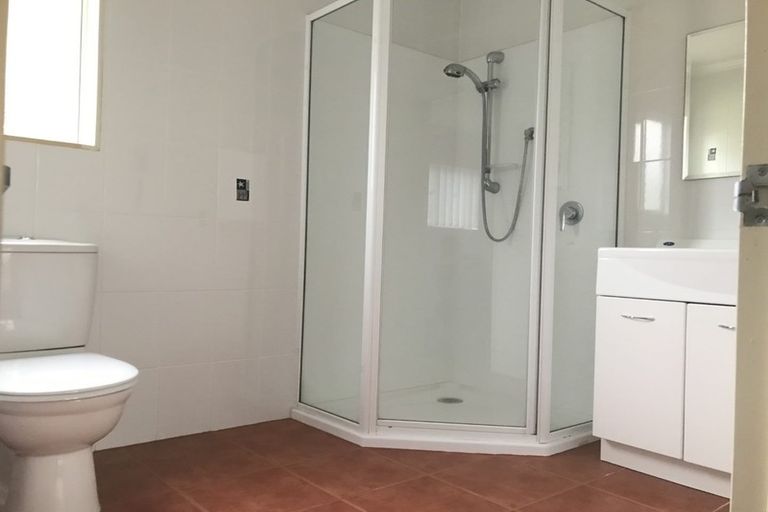 Photo of property in 186 Old Wairoa Road, Papakura, 2110