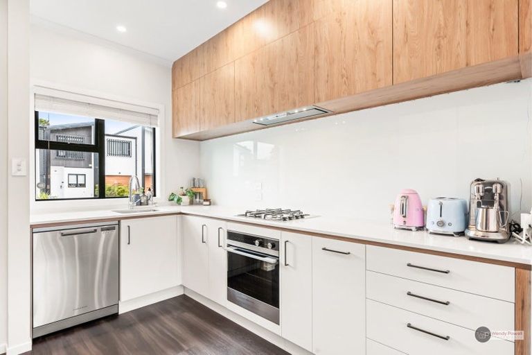 Photo of property in 3 Josland Lane, Wallaceville, Upper Hutt, 5018