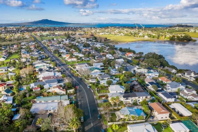 Photo of property in 1/55 Bayswater Avenue, Bayswater, Auckland, 0622