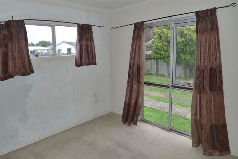Photo of property in 28 Cedar Grove, Highbury, Palmerston North, 4412