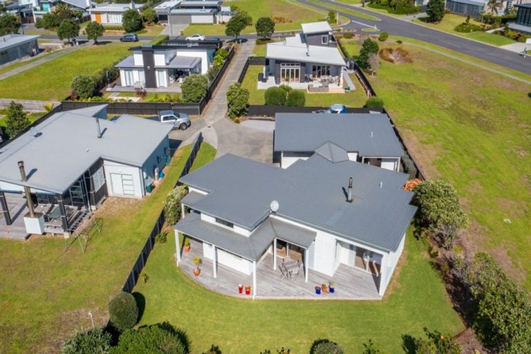 Photo of property in 5 Kokopu Street, Omaha, Warkworth, 0986