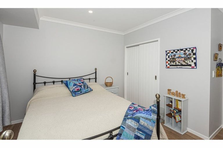 Photo of property in 21 Capstone Place, Te Kamo, Kamo, 0185