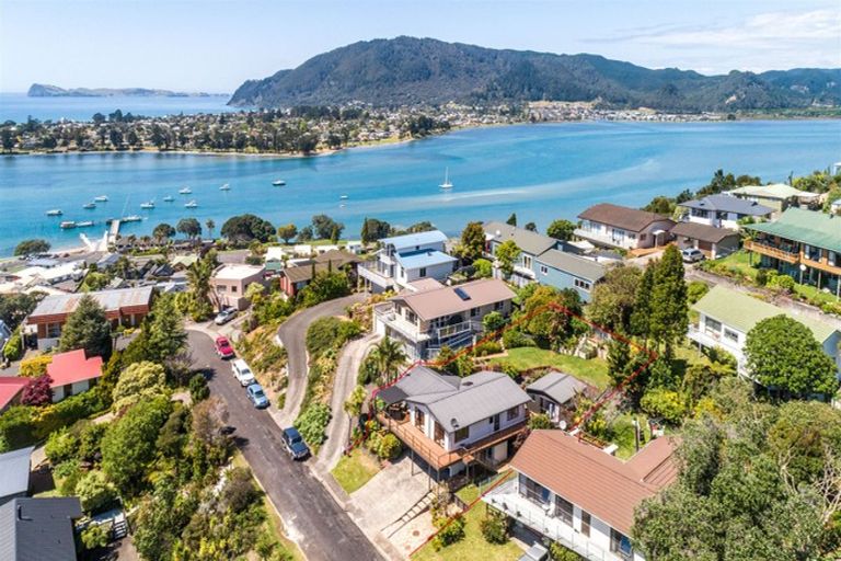 Photo of property in 3 Pine Grove, Tairua, 3508