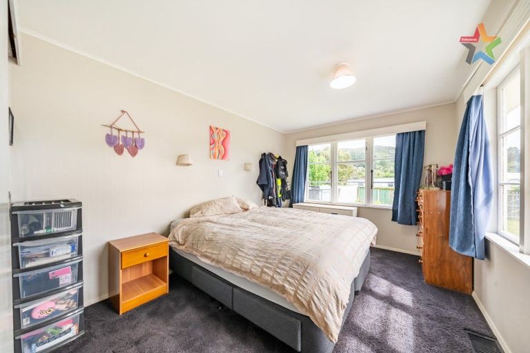 Photo of property in 36 Horoeka Street, Stokes Valley, Lower Hutt, 5019