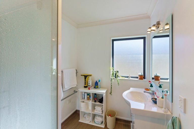 Photo of property in 8 Ian Peter Way, Otaki, 5512