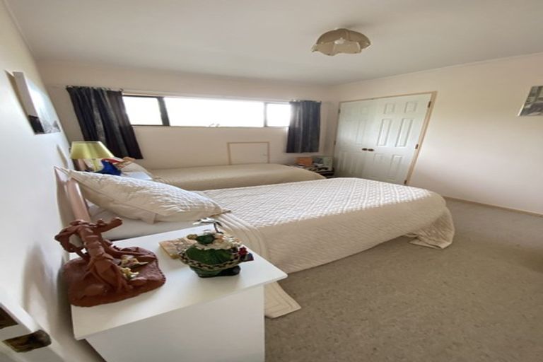 Photo of property in 34 St Annes Crescent, Wattle Downs, Auckland, 2103