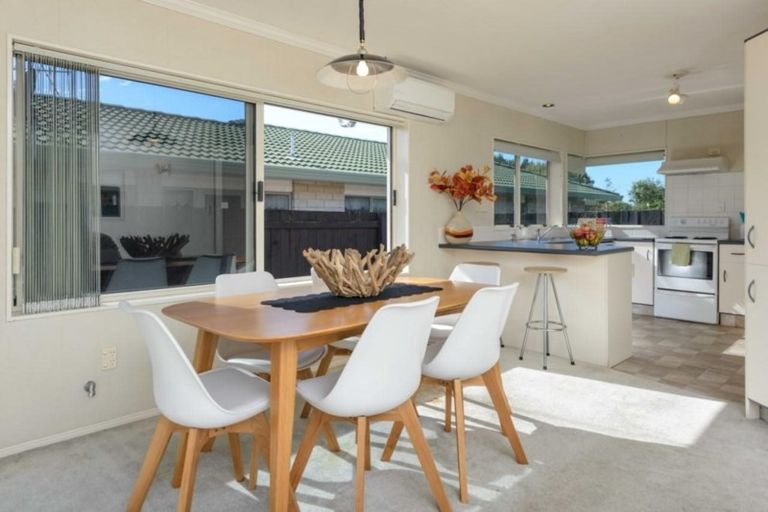 Photo of property in 28a Laburnum Glen, Mount Maunganui, 3116