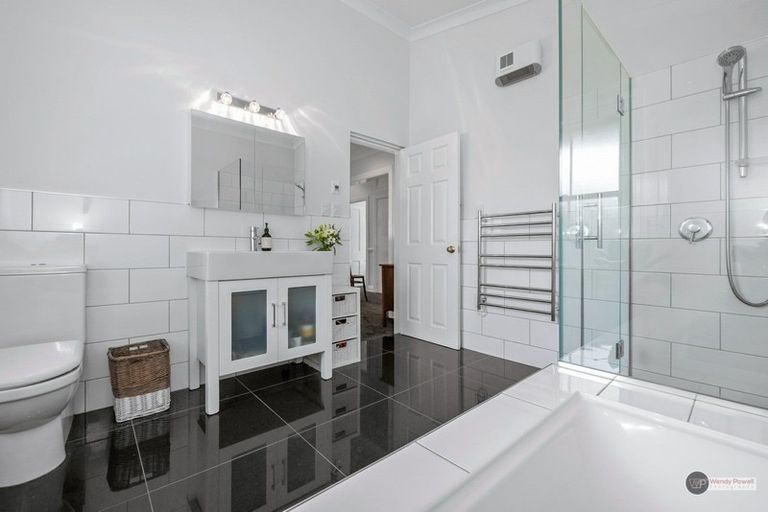 Photo of property in 21 Manchester Street, Petone, Lower Hutt, 5012