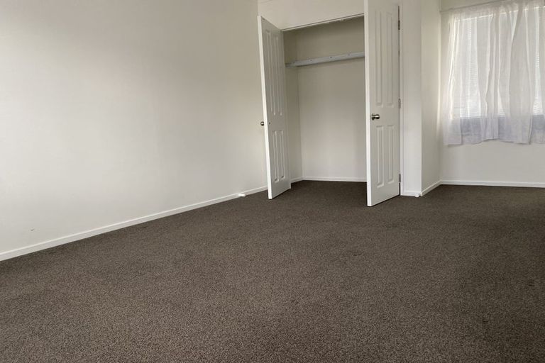 Photo of property in 12 Duxfield Drive, Ranui, Auckland, 0612