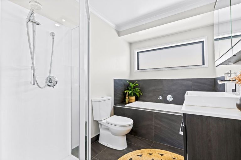 Photo of property in 9 Barque Rise, Long Bay, Auckland, 0630