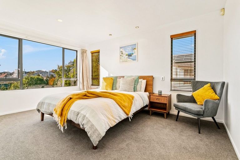 Photo of property in 37 Blue Heron Rise, Stanmore Bay, Whangaparaoa, 0932