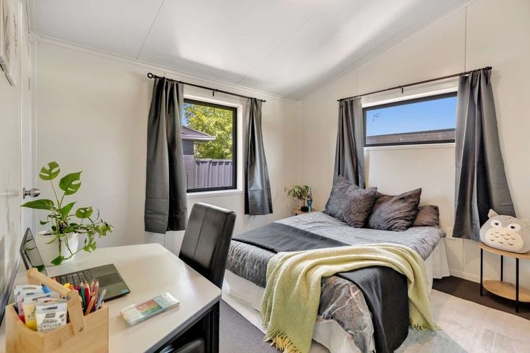 Photo of property in 3b Duff Crescent, Highbury, Palmerston North, 4412