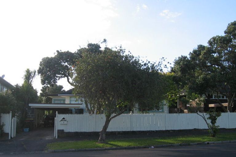 Photo of property in 5 Worcester Road, Meadowbank, Auckland, 1072