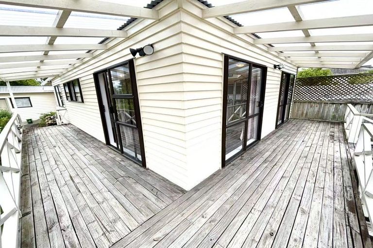 Photo of property in 47 Sturges Road, Henderson, Auckland, 0612