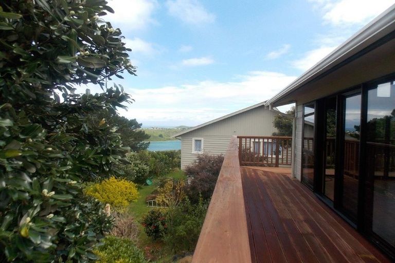 Photo of property in 156 Conclusion Street, Ascot Park, Porirua, 5024