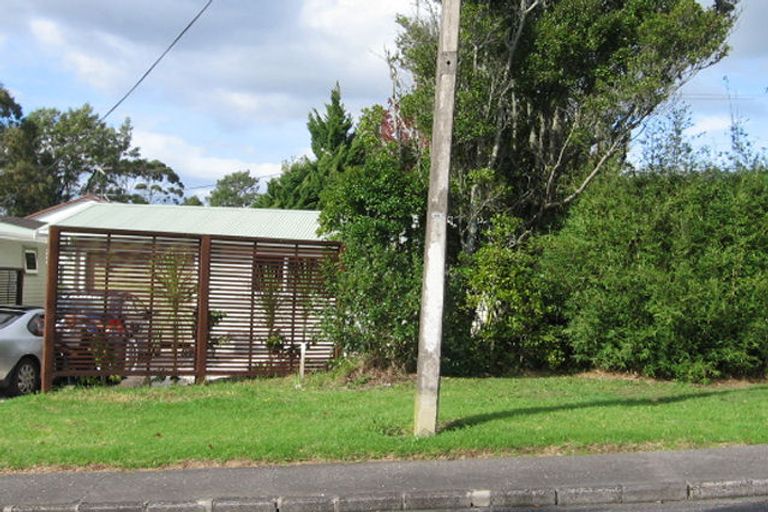 Photo of property in 809 Te Atatu Road, Te Atatu Peninsula, Auckland, 0610