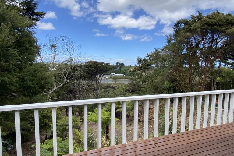 Photo of property in 145 Colwill Road, Massey, Auckland, 0614