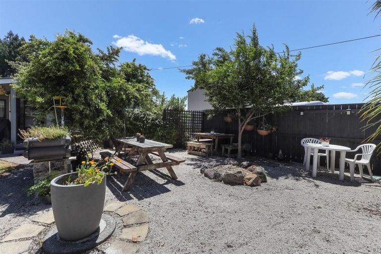 Photo of property in 45 Fairview Road, Western Heights, Rotorua, 3015