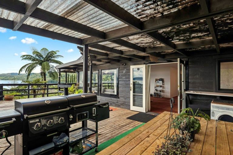 Photo of property in 62 Spencer Road, Lake Tarawera, Rotorua, 3076