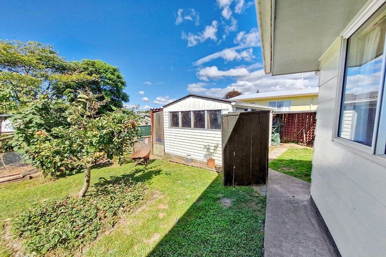 Photo of property in 13b Harris Street, Te Puke, 3119
