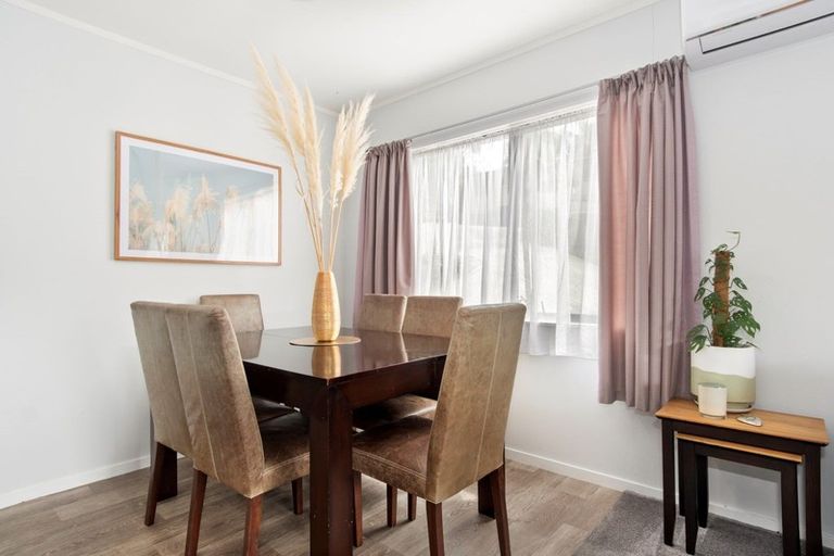 Photo of property in 10b Resolution Road, Welcome Bay, Tauranga, 3112