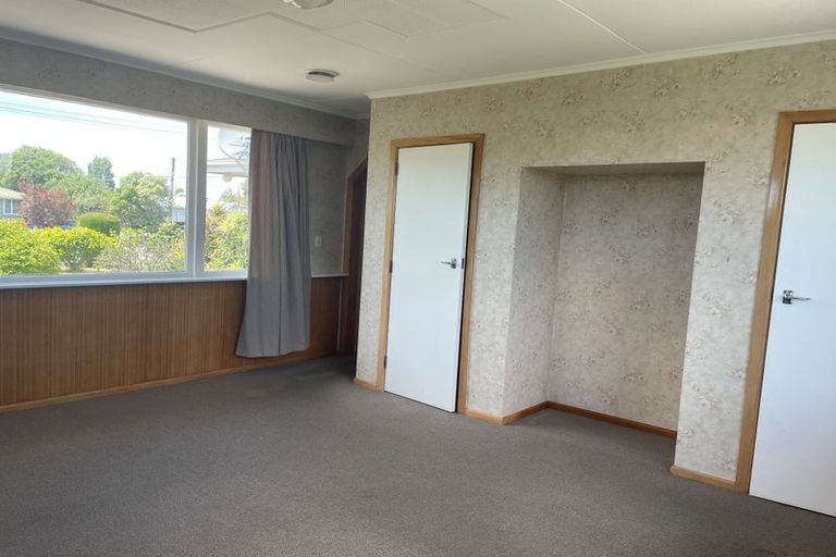 Photo of property in 11 Jones Place, Masterton, 5810