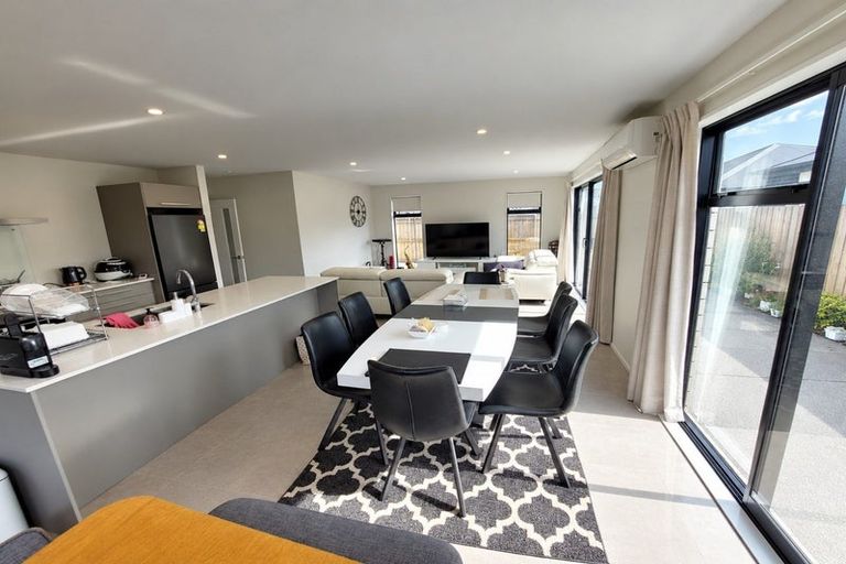 Photo of property in 19 Romney Drive, Belfast, Christchurch, 8051
