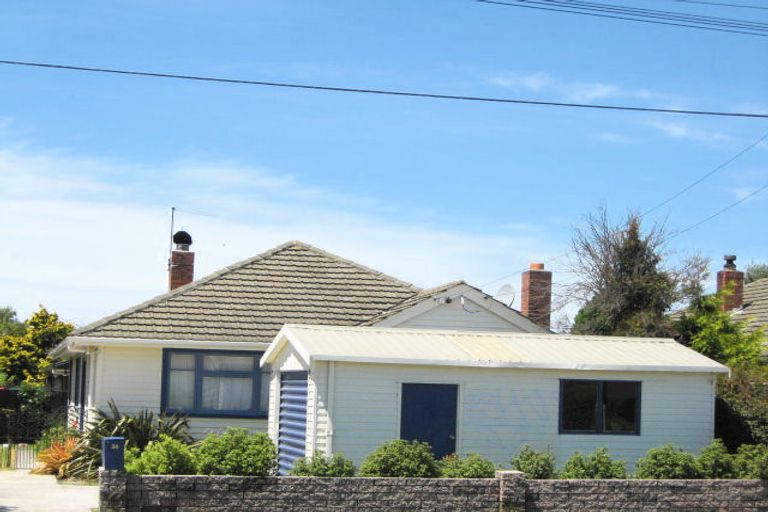 Photo of property in 2/56 Kerrs Road, Avonside, Christchurch, 8061