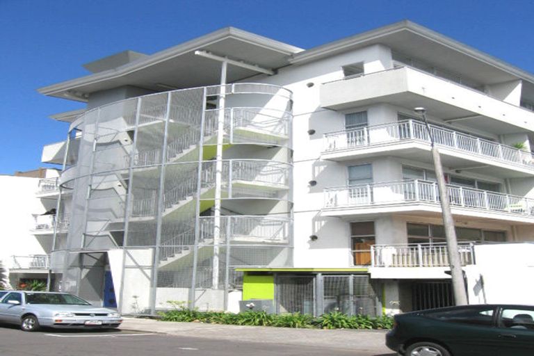 Photo of property in 24/8 Clayton Street, Newmarket, Auckland, 1023